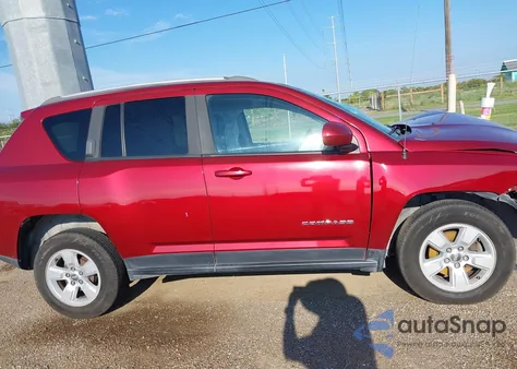2017 Jeep Compass Latitude Fwd из США, поврежденный, VIN 1C4NJCEAXHD116543